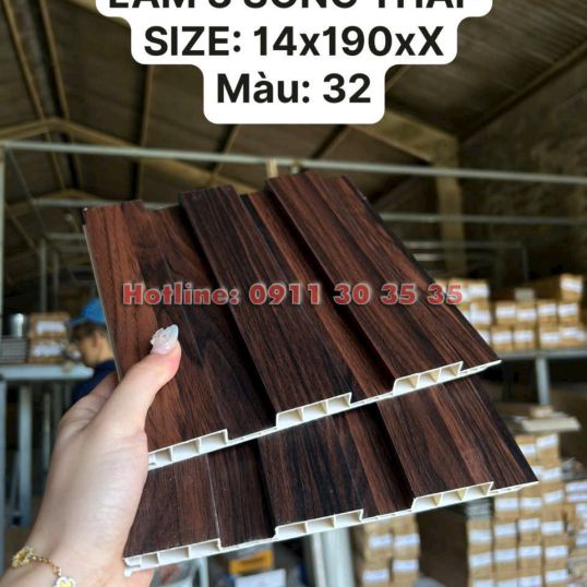 Lam 3 Sóng Thấp Nhựa Giả Gỗ| Màu 32