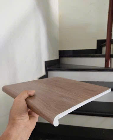 Tấm ốp bậc cầu thang
